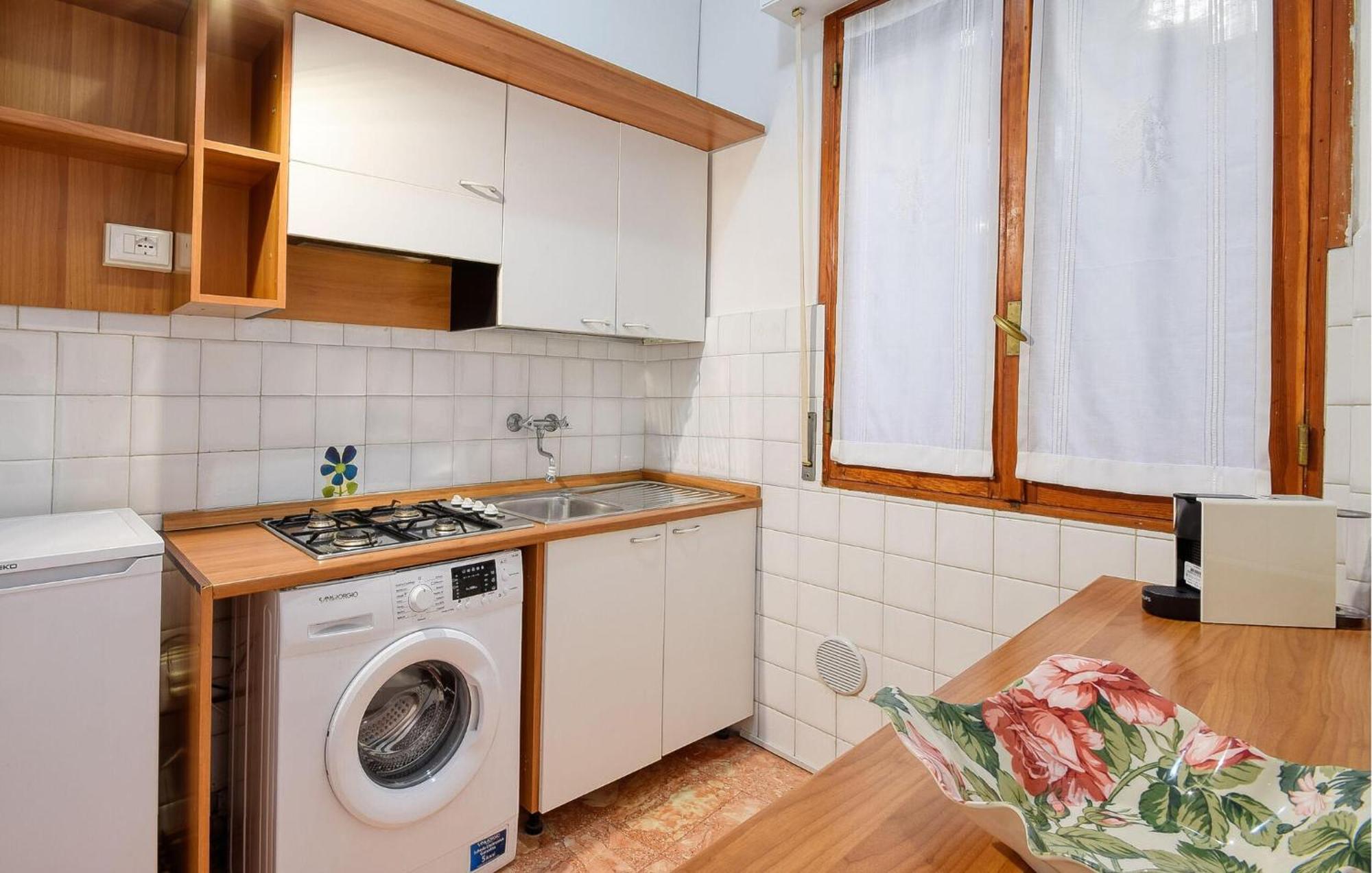 Cozy Apartment In Chiavari With Kitchen 外观 照片